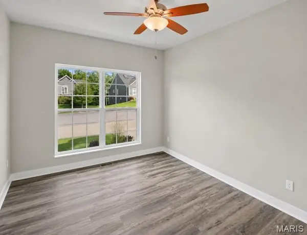 207 Grand Rapids LN, Edwardsville, IL 62025