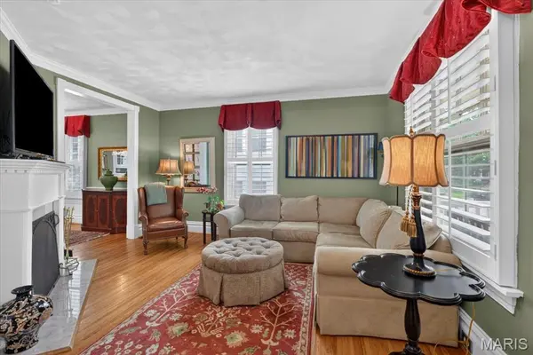 637 Atalanta AVE, Webster Groves, MO 63119