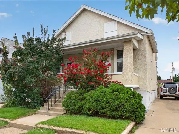 5221 Bischoff AVE, St Louis, MO 63110