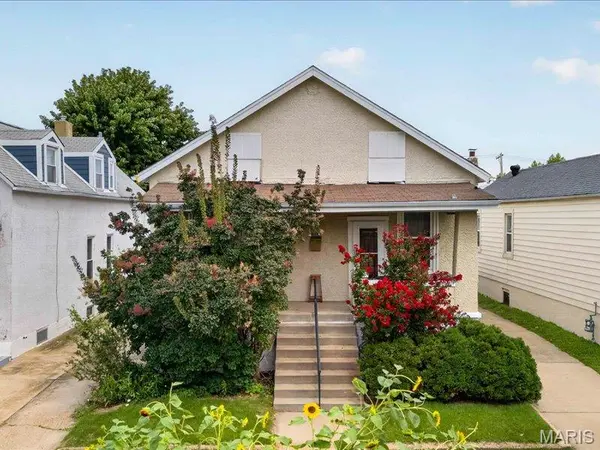 5221 Bischoff AVE, St Louis, MO 63110
