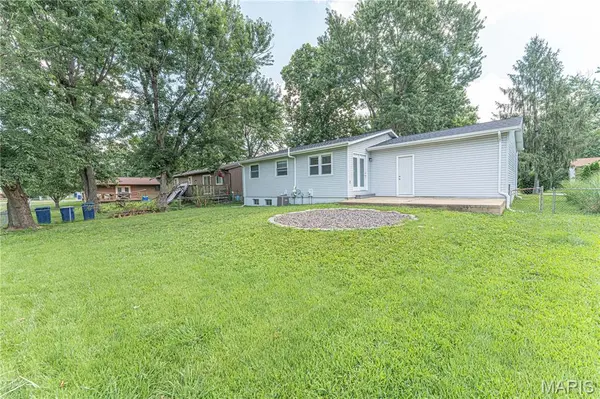 1405 Birch DR, Pacific, MO 63069