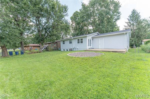 1405 Birch DR, Pacific, MO 63069