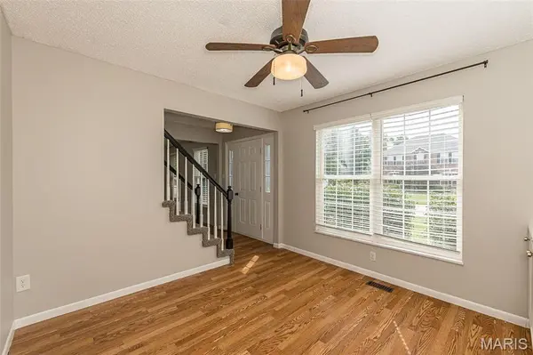 428 Chelsea Way DR, St Charles, MO 63304