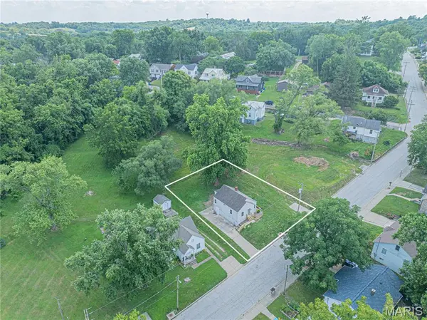 1004 Miller ST, New Haven, MO 63068