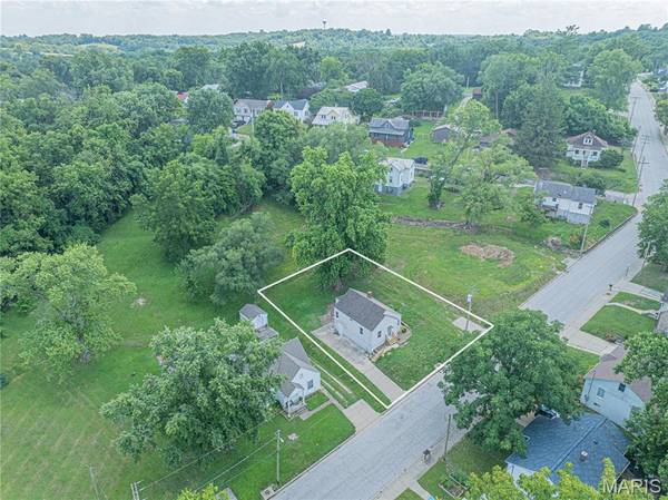 1004 Miller ST, New Haven, MO 63068