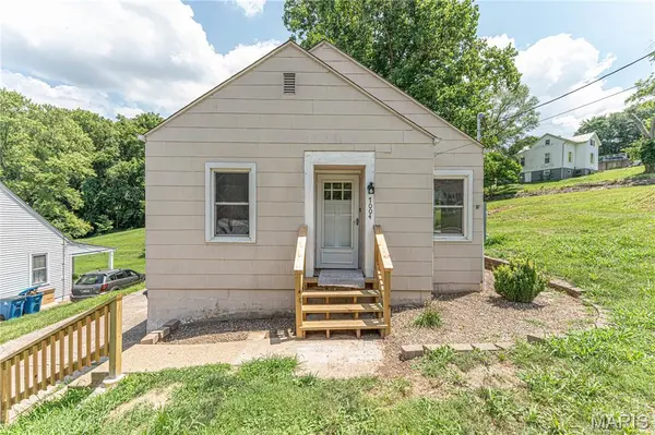 1004 Miller ST, New Haven, MO 63068