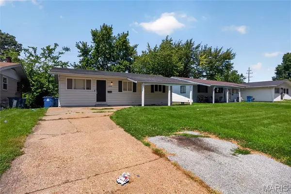 10341 Lilac AVE, St Louis, MO 63137