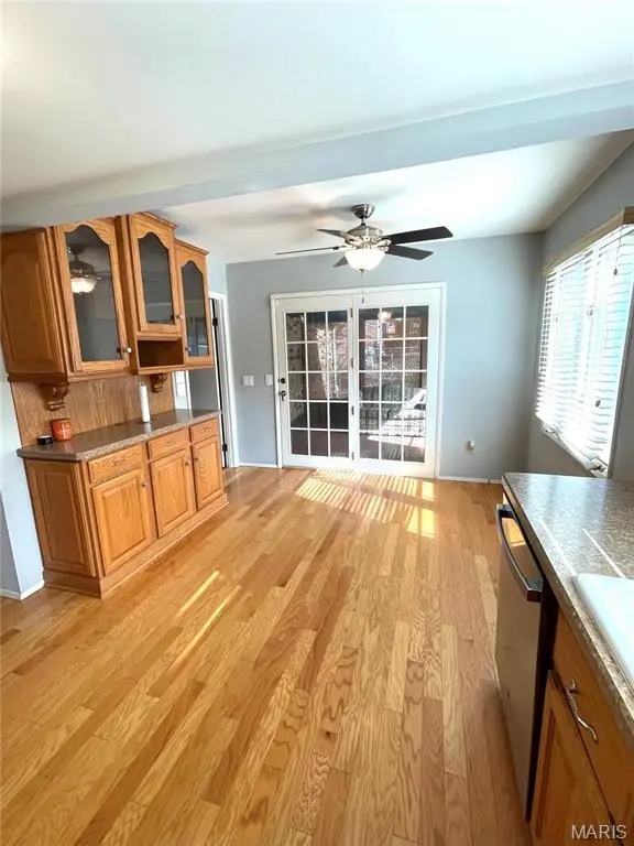 160 Lucerne Place DR, Ballwin, MO 63011