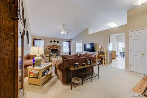 1236 Saint Matthew AVE, O'fallon, MO 63366