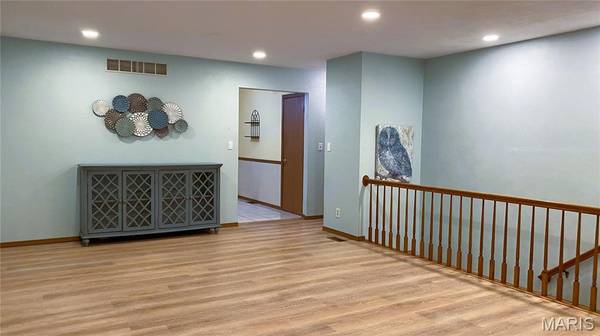 307 Northcrest DR, Collinsville, IL 62234
