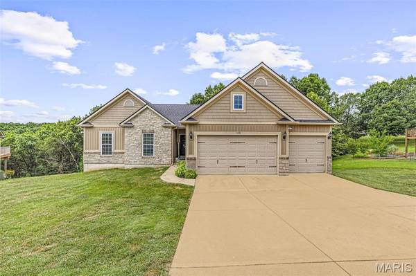 108 Angel Falls DR, Festus, MO 63028