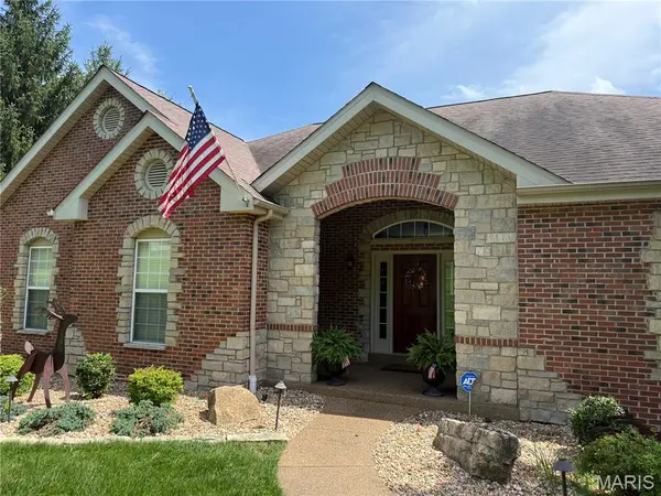 4476 Augusta Shores DR, Augusta, MO 63332