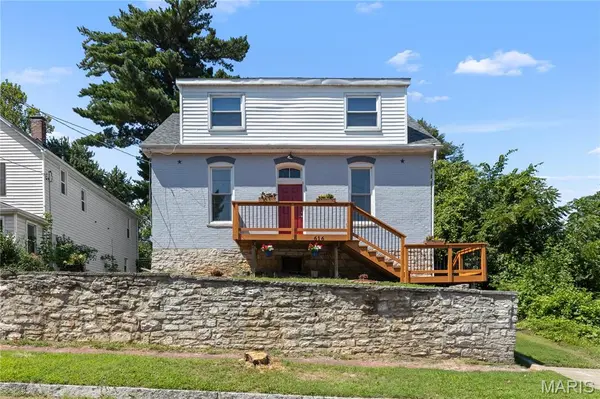 616 E 8th ST, Alton, IL 62002