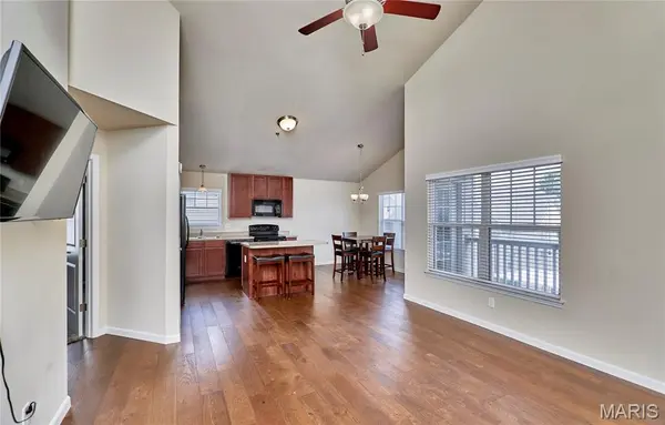 532 Bramblett HLS, O'fallon, MO 63366