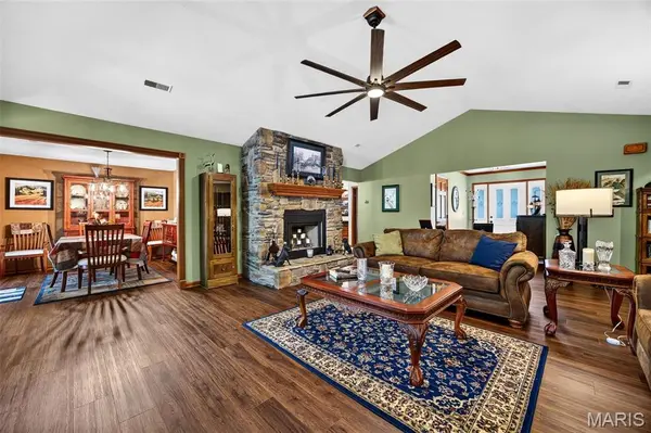 411 Highway J RD, Montgomery City, MO 63361