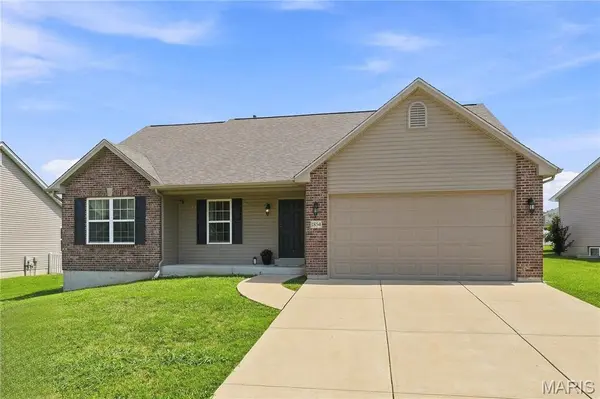 1854 Iron Mountain DR, Festus, MO 63028