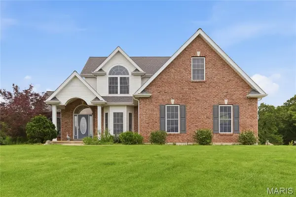 9 Buelah DR, Troy, MO 63379