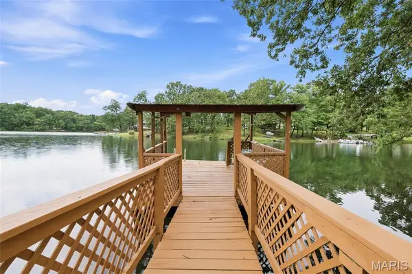 10150 Demick DR, Mineral Point, MO 63660