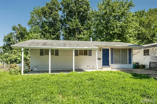 10356 Durness DR, St Louis, MO 63137