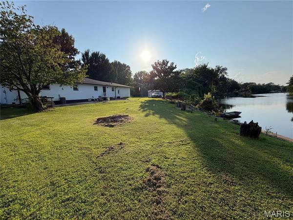 4330 Lake DR, Granite City, IL 62040