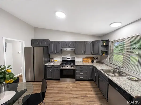 3145 Parker RD, Florissant, MO 63033