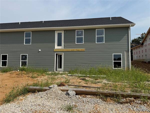 268 Railroad ST, Moscow Mills, MO 63362