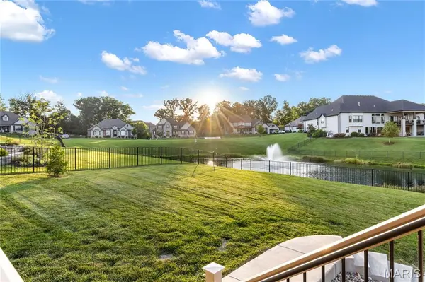 205 Westleigh CT, O'fallon, MO 63385