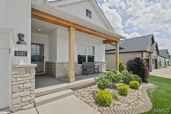 3167 Ashley DR, Glen Carbon, IL 62034
