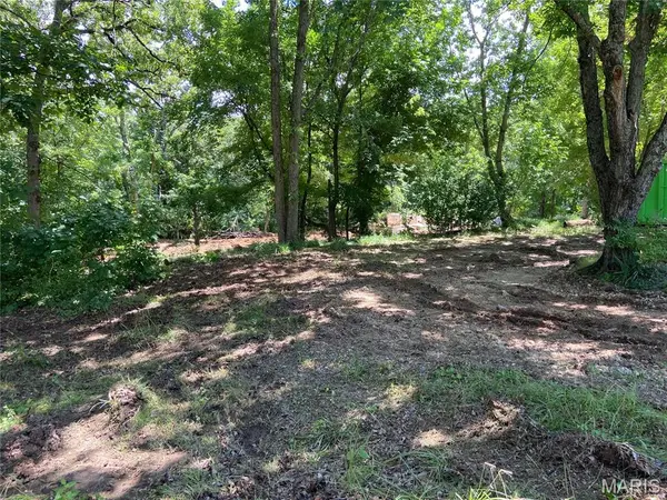 3744 Athena School RD, De Soto, MO 63020
