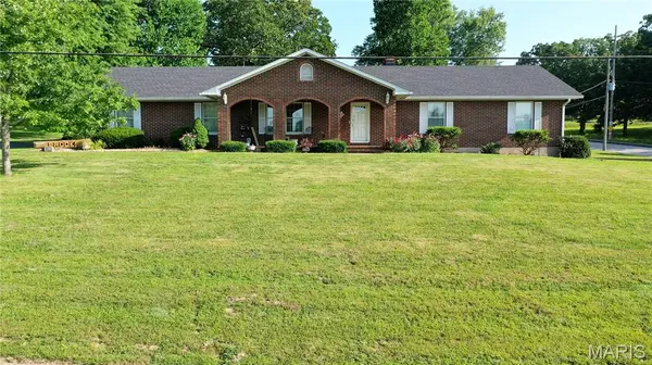 1301 W 3rd ST, Salem, MO 65560