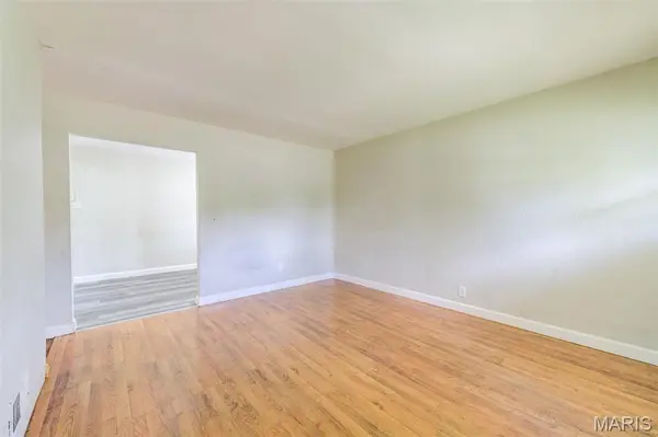 10836 Spring Garden DR, St Louis, MO 63137