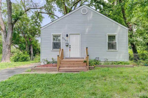 8067 Aline AVE, St Louis, MO 63134