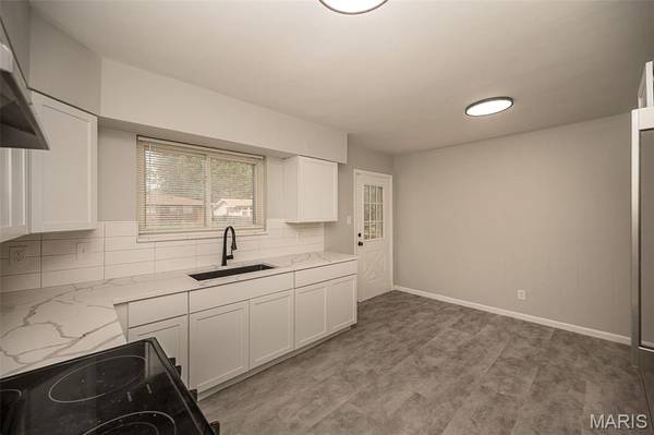 275 Paul AVE, Florissant, MO 63031