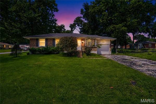 9765 Colony DR, St Louis, MO 63137