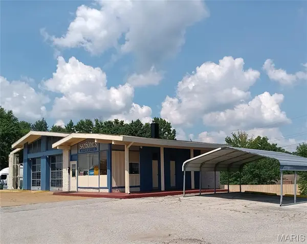 12600 Lusher RD, Florissant, MO 63033