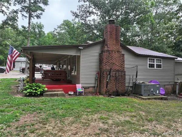 176 Wayne 543, Greenville, MO 63944