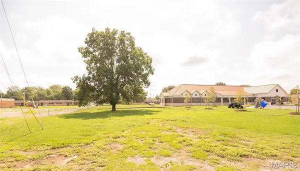 304 N E Street, Poplar Bluff, MO 63901
