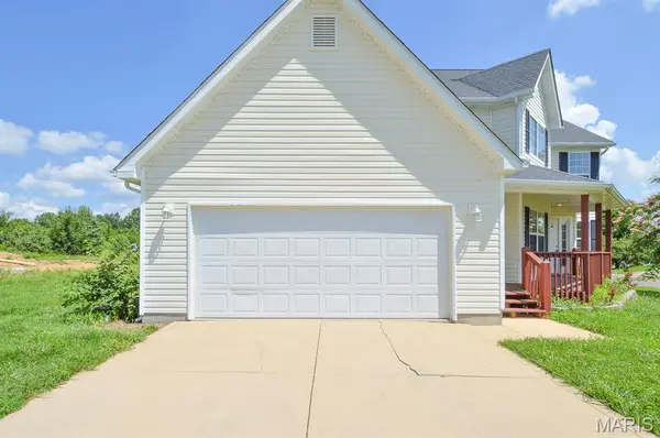1021 Buck CT, Sullivan, MO 63080