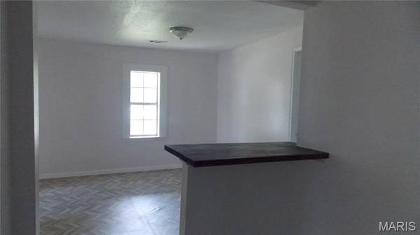 613 Don ST, Poplar Bluff, MO 63901