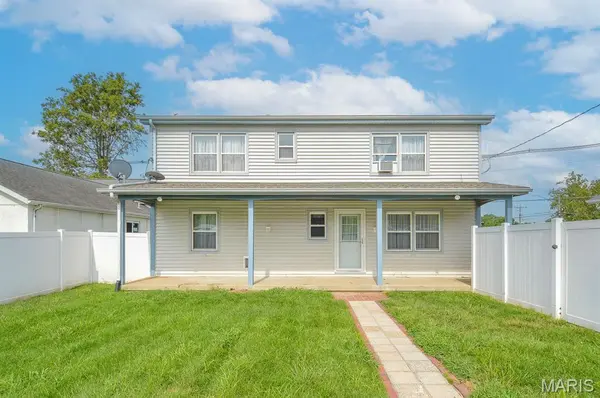 2552 Frank Scott Pkwy W, Belleville, IL 62223