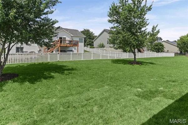520 Longfellow DR, O'fallon, IL 62269