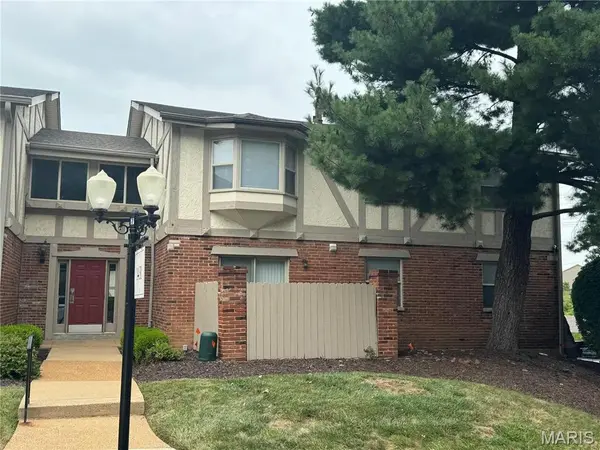 1431 Willow Brook CV #7, St Louis, MO 63146