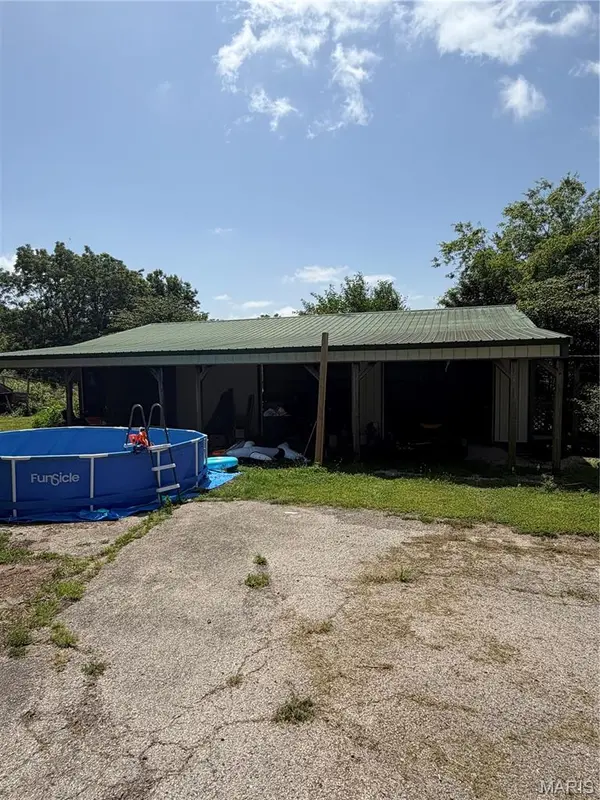 121 County Road 343, Burfordville, MO 63739
