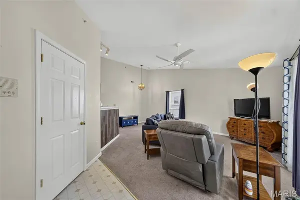 618 Homerun DR, O'fallon, MO 63366