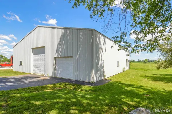 4921 KK RD, Waterloo, IL 62298