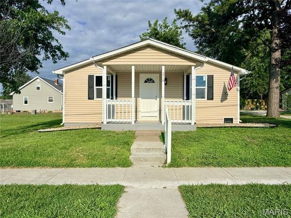 219 N Moulton ST, Perryville, MO 63775