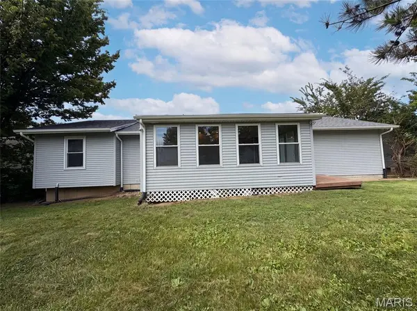 1354 Great Warrior DR, O'fallon, MO 63366
