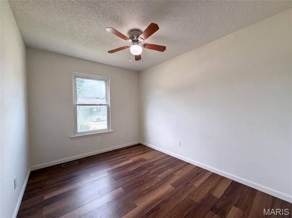 1354 Great Warrior DR, O'fallon, MO 63366
