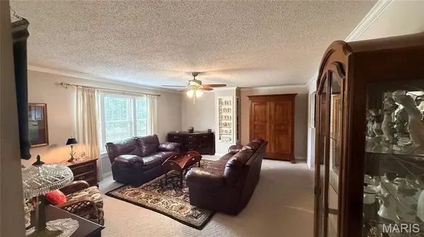1912 Fernwood RD, Poplar Bluff, MO 63901