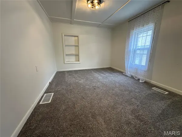 903 Fulton AVE, Hannibal, MO 63401